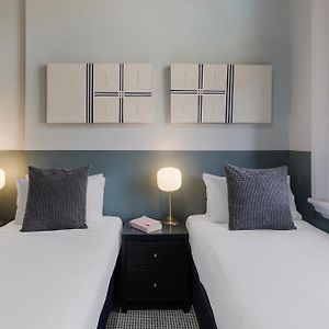 Habitación Estándar con 2 Camas Individuales